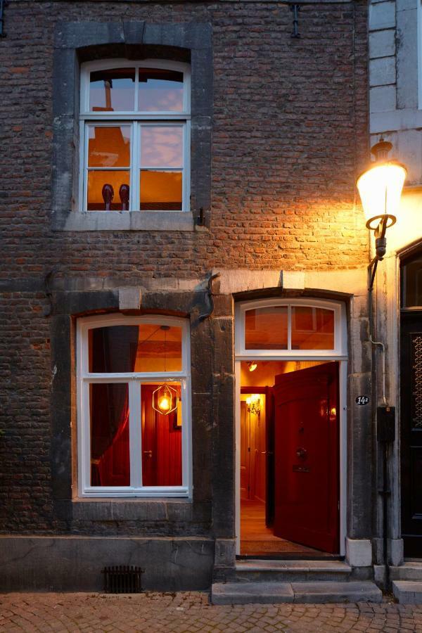 Maison Au Cheval Noir Маастрихт Экстерьер фото